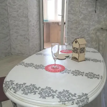 в сердце города! дерибасовская/соборная площадь. Apartment Odessa