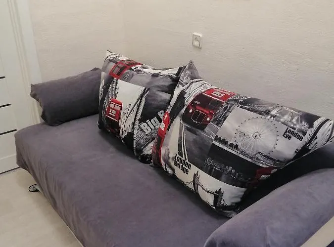 в сердце города! дерибасовская/соборная площадь. Apartament Odessa